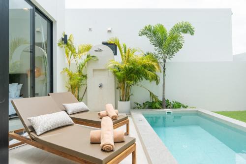 Staylar Pool Villas - Bangtao