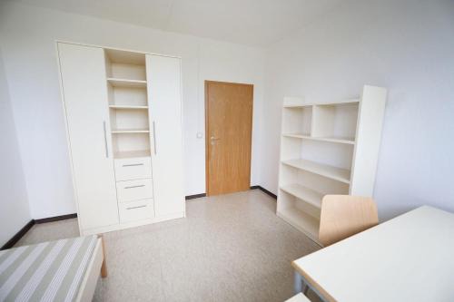 Staylonger near tram stop