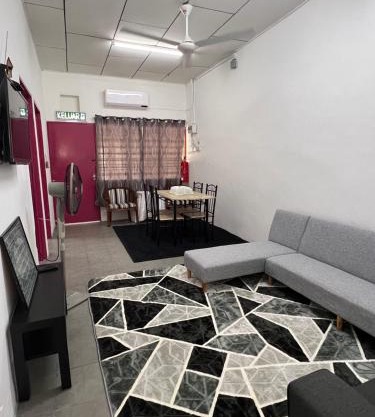 StayManis House Kangar