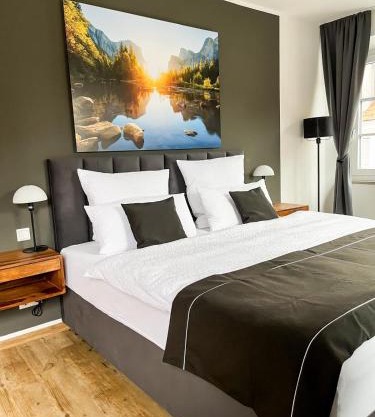 StayZen Holz & Hirsch Deluxe Hideaway zentral mit Parkplatz