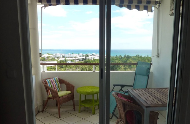 Ste Luce. Splendid sea view. Close to beaches.