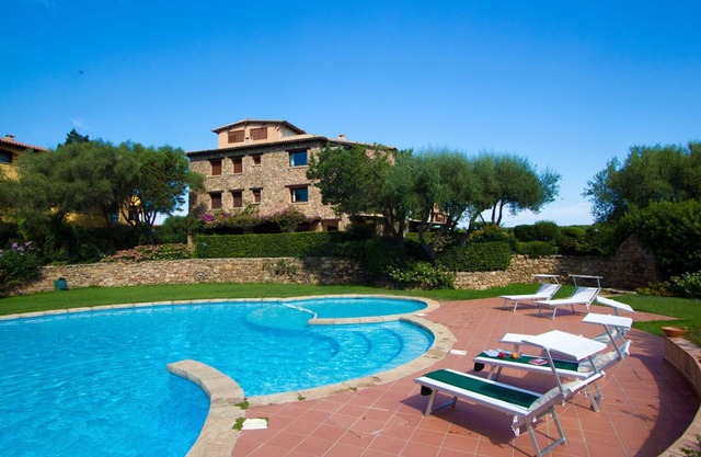 Stella Marina, apartment in Residence with swimming pool in Porto Rotondo
