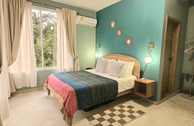 Step into your private jungle retreat in delightful Tayrona with WiFi, AC