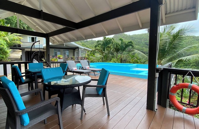Stephna Residence