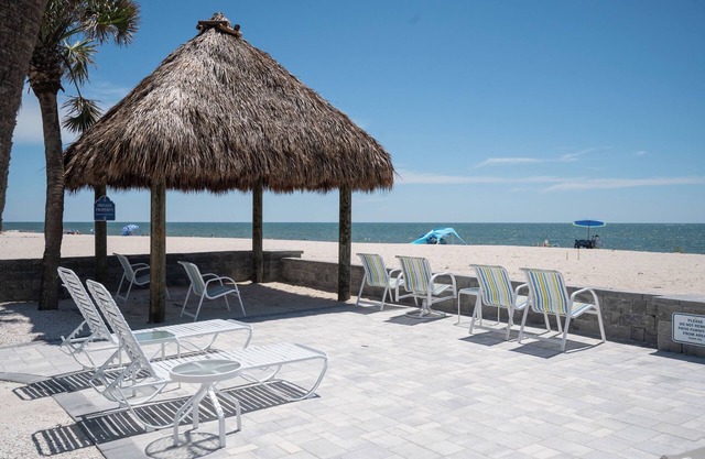 Steps away from private Nokomis Beach!