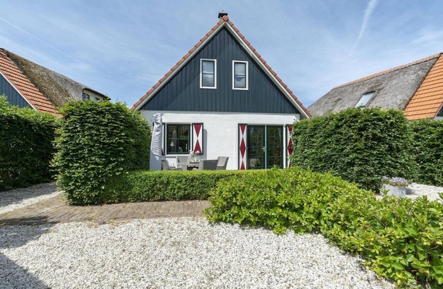 Stijlvolle Vakantievilla op Park De Buitenplaats in Callantsoog