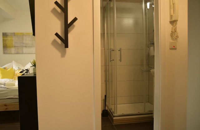 Stilvolle Altbauwohnung, Apartment Aus & zeit