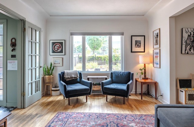 Stirling Family Home, an eclectic home near downtown Penticton