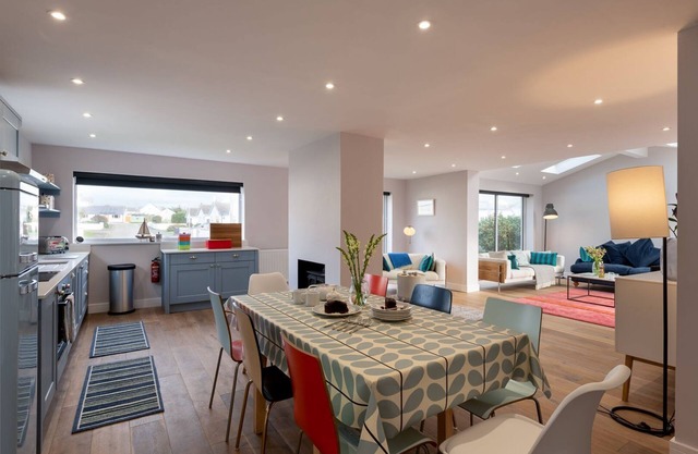 Stone’s Throw - A pet-friendly holiday bungalow in Rhosneigr