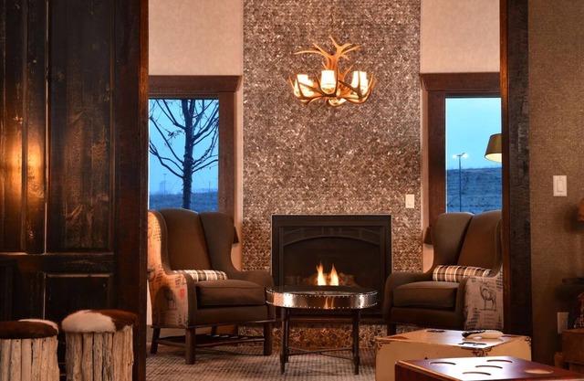 Stoney Creek, Kitchen and Balcony, Extended Stay King Suite | 2 Units