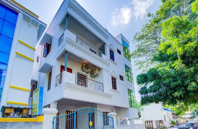 Straightforward Classic Rooms in Pondicherry
