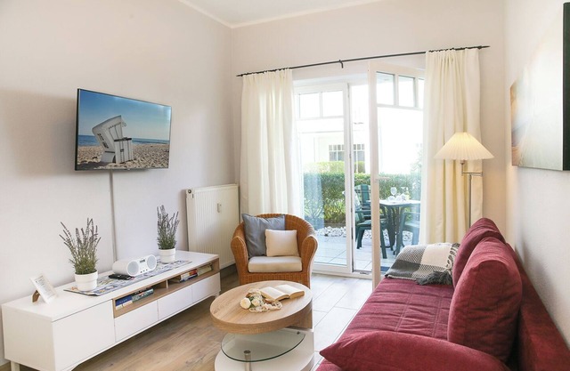 Strandstr.32WE 3: modern, high-quality furnished 2-room apartment close to the beach