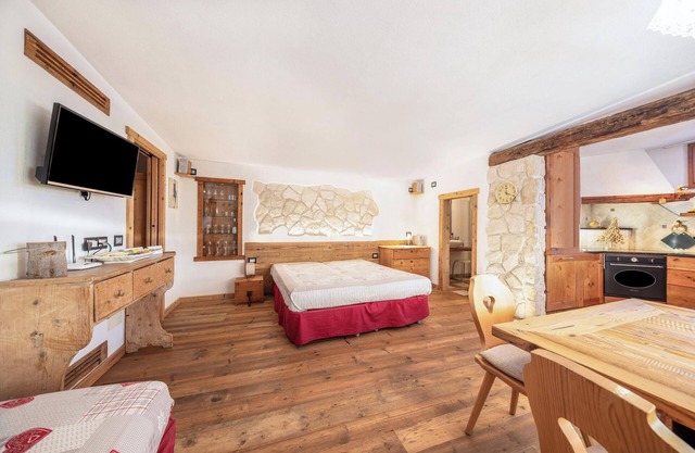 Studio "La pratolina monolocale" with Mountain View, Terrace & Garden