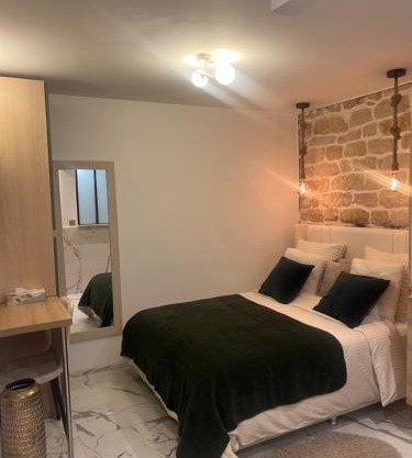 Studio Île Saint Louis 75004 Paris