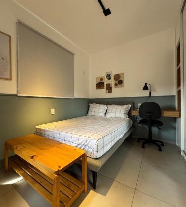 Studio 305 with panoramic pool - close to USP