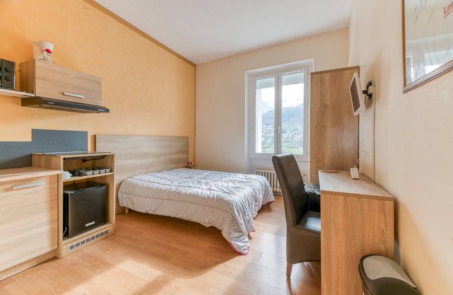 Studio '305' with shared pool, shared terrace, and Wi-Fi