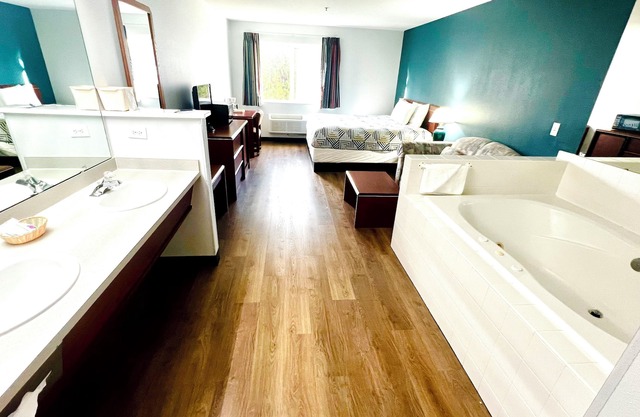 Studio 6 Suites – Portland, OR – Downtown OHSU