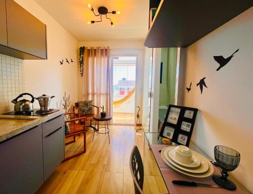 Studio Aconchegante com Varanda, Piscina e Vista Mar - Salvador