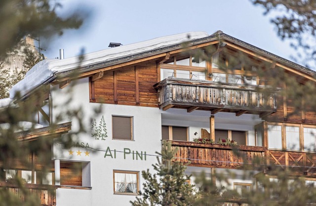 Studio Apartment “Ciasa ai Pini 211” near Ski Lifts with Mountain View, Balcony & Sauna