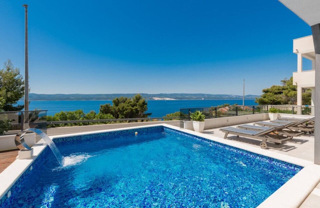 Studio Apartman Mia 1 - Omiš by Villas Guide