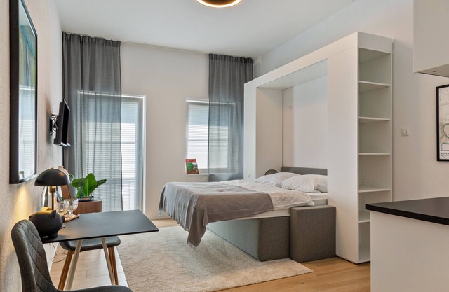 Studio Apartment 'Deluxe Apartment No. 4' with Wi-Fi