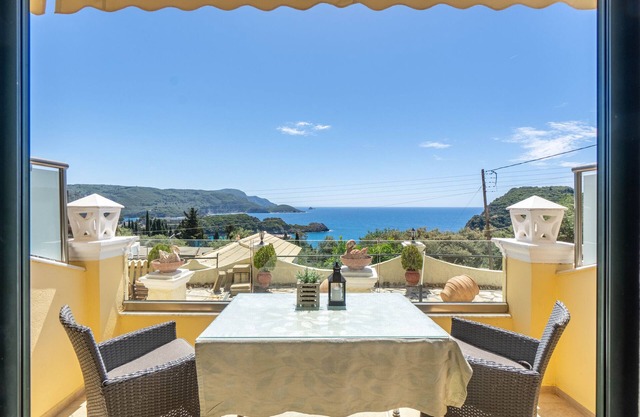 Studio Apartment 'Angela 2' with Sea View, Wi-Fi and Air Conditioning