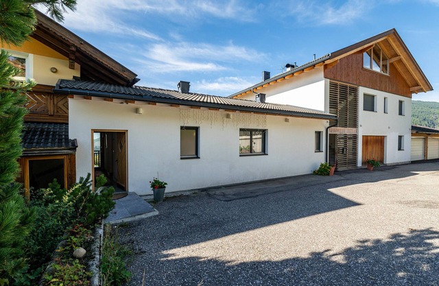 Studio Apartment 'Apt Waldblick' with Mountain View, Private Terrace and Wi-Fi