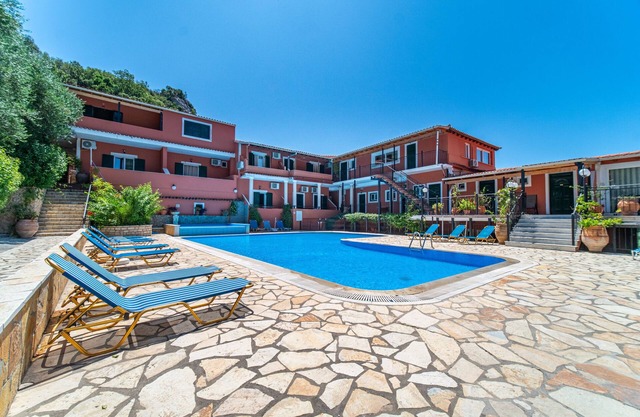Studio Apartment 'Arianna 14' with Private Terrace, Shared Pool & Wi-Fi