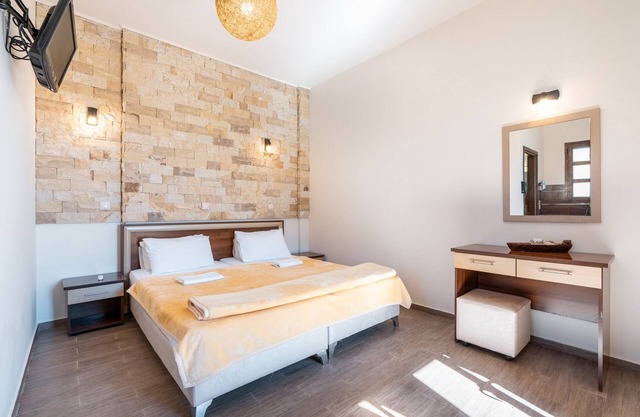 Studio Apartment 'Asimenis Cottages Double Room 1'