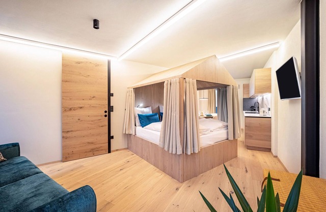 Studio Apartment 'Avia Living Elisabeth' with Mountain View and Wi-Fi