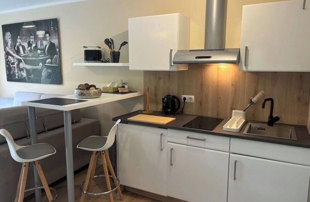 Studio Apartment 'City Apartment' with Balcony and Wi-Fi