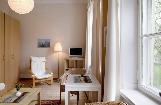 Studio Apartment 'Ferienwohnung 3' with Shared Terrace, Shared Garden