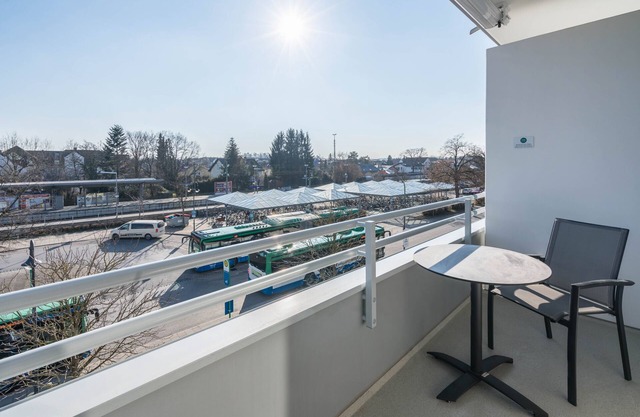 Studio Apartment 'Huber Living Single 201' with Balcony & Wi-Fi