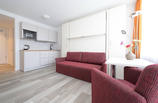Studio Apartment 'Huber Living Basic 102' with Balcony and Wi-Fi