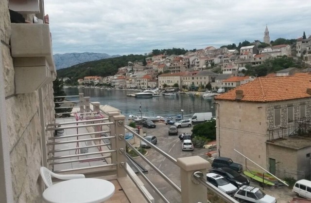 Studio apartment in Povlja with Seaview, Terrace, Air condition, WIFI (3365-2)