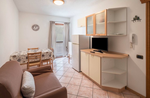 Studio Apartment 'Appartamento Monolocale 1' with Mountain View, Shared Garden and Wi-Fi