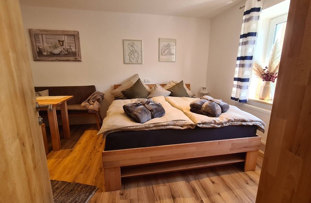Studio Apartment 'Rosenzauber Kraxler Pärchen' with Shared Garden and Wi-Fi