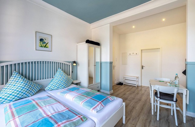 Studio Apartment 'Schweden Apartment' with Shared Garden and Wi-Fi