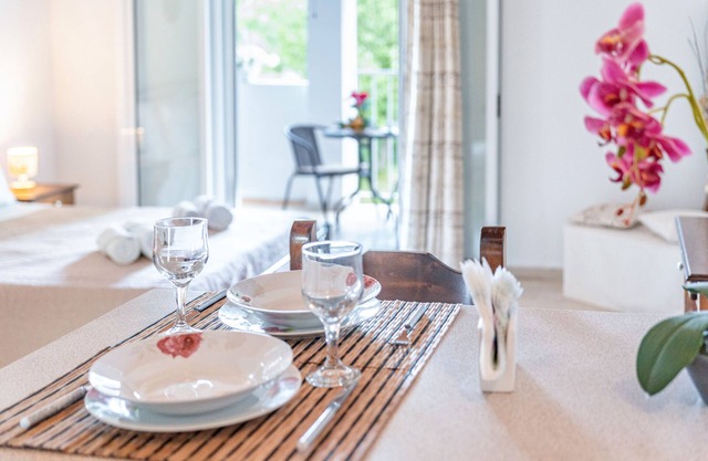 Studio Apartment 'Theodoros' with Shared Garden, Wi-Fi and Air Conditioning