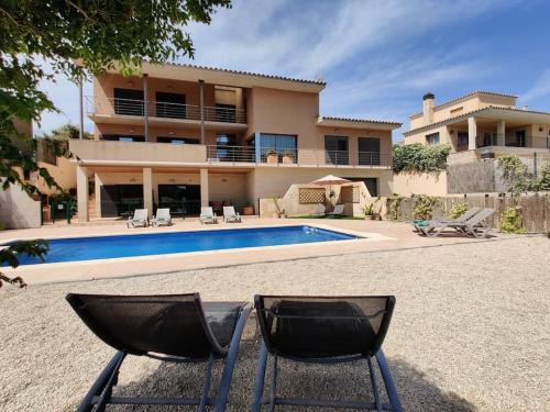 Studio Apartment with Pool