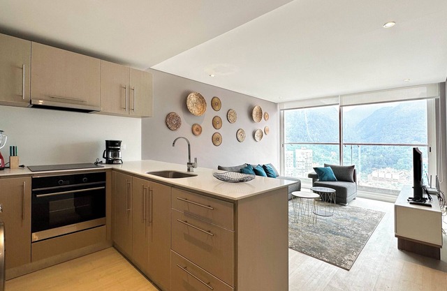 Studio Apartment with Stunning Panoramic Views