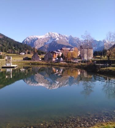 Studio au calme face aux montagnes dans station de ski