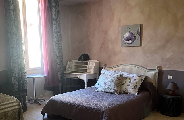 Studio Avec Terrasse et Jardin Centre-ville 3 Couchages