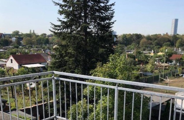 studio b - Fully Furnished 4 Person central Duplex Apt with large Rooftopterrace