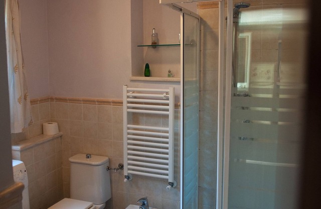 STUDIO BORGO MAROLA RENT ALL YEAR ROUND. Citra Code (011015-LT-1155)