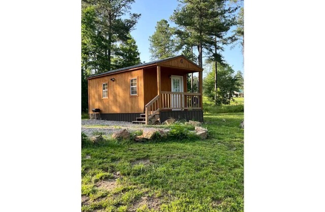 Studio Cabin – Pet-Friendly Retreat Near Lake Greeson & Kirby Landing Marina