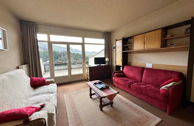 Studio cabine avec terrasse sud et parking à Villard-de-Lans, proche pistes et randonnées - FR-1-515-106