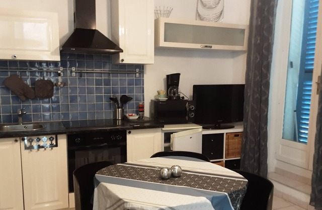 Studio center village Belgentier