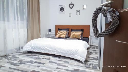 Ferienwohnung Bucuresti Für Personen Schlafzimmer 