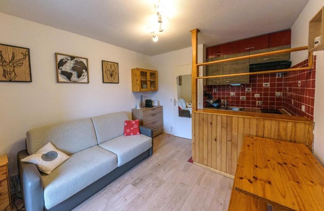 Studio chaleureux et ensoleillé !